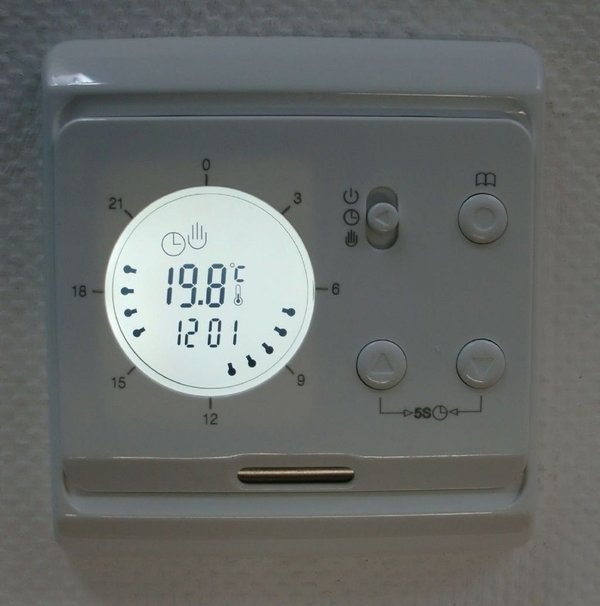 Digital Thermostat mit elektronischer 24 Std. Schaltuhr programmierbar #730